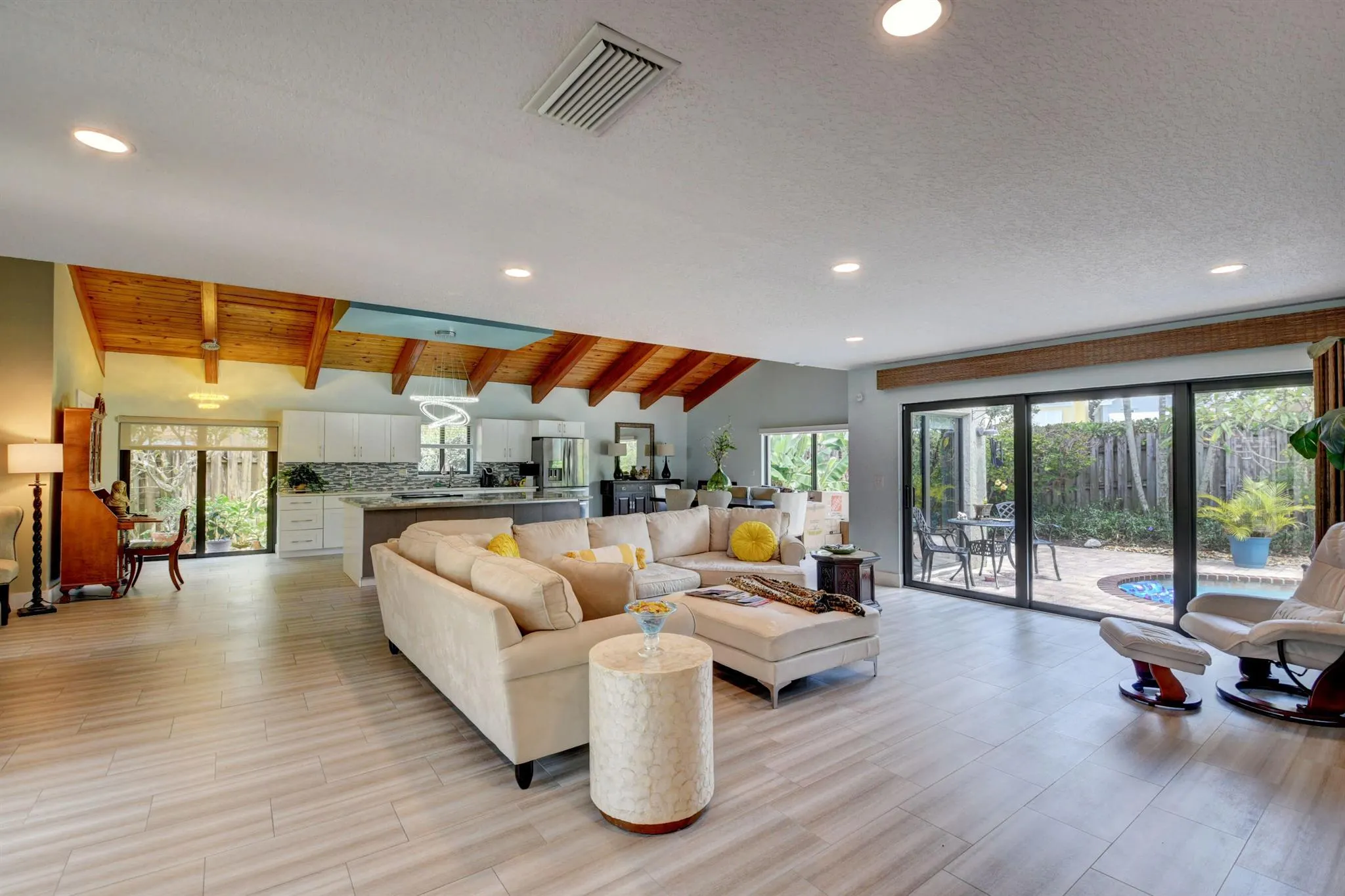 5850 Vista Linda Lane