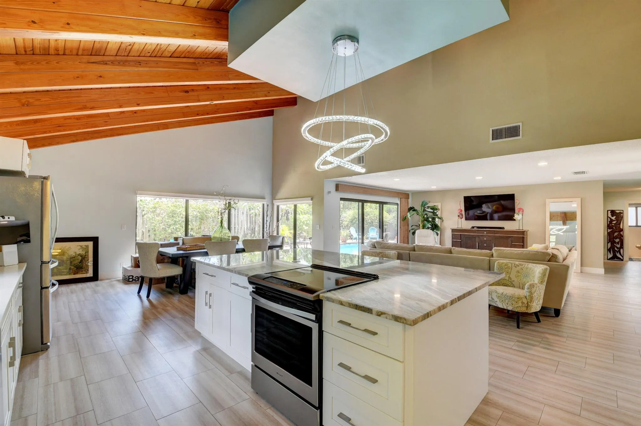 5850 Vista Linda Lane