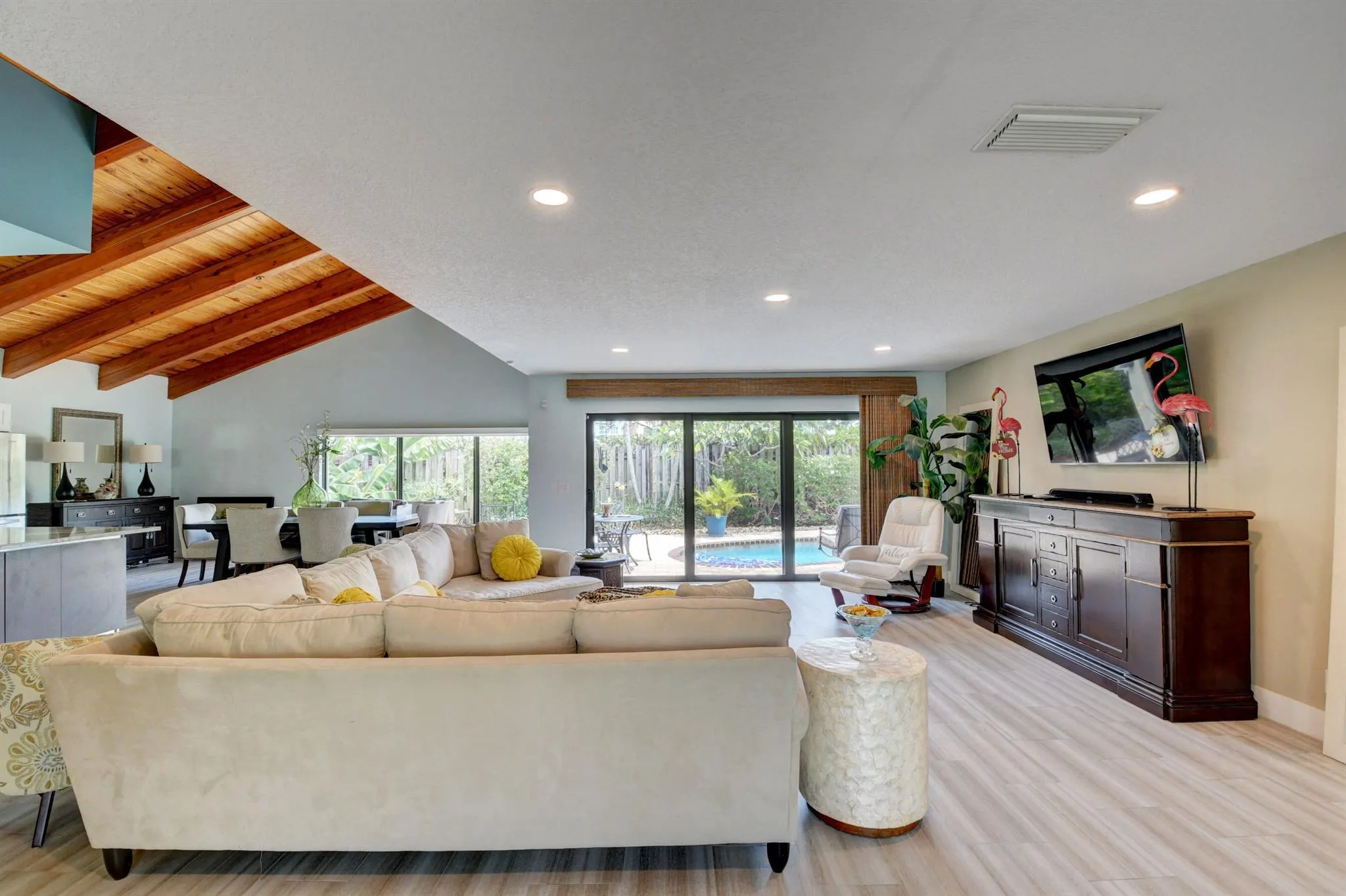 5850 Vista Linda Lane