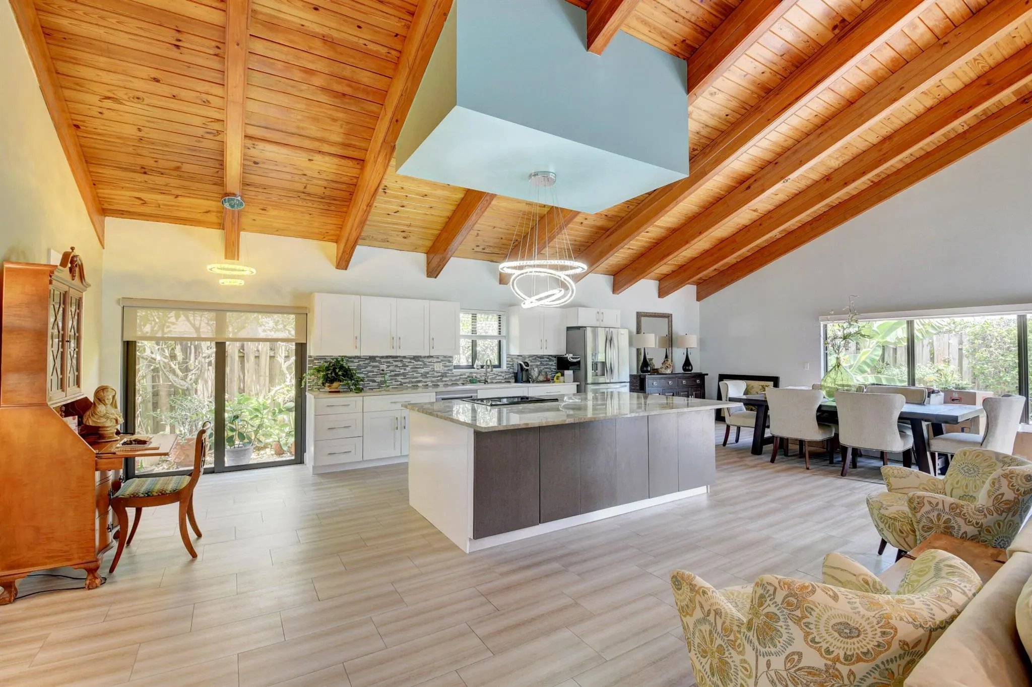5850 Vista Linda Lane