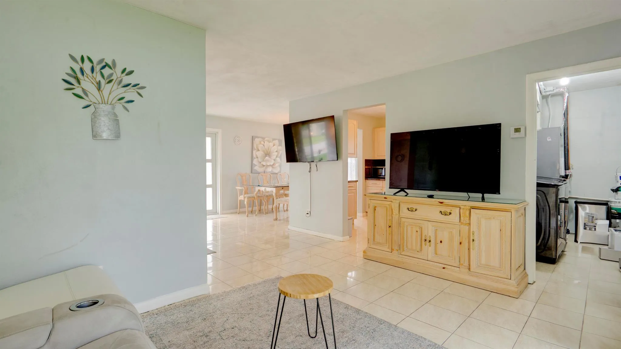71 NE 206th Terrace