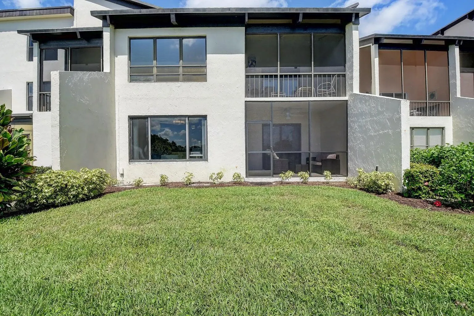 830 Greensward Court, #107-H