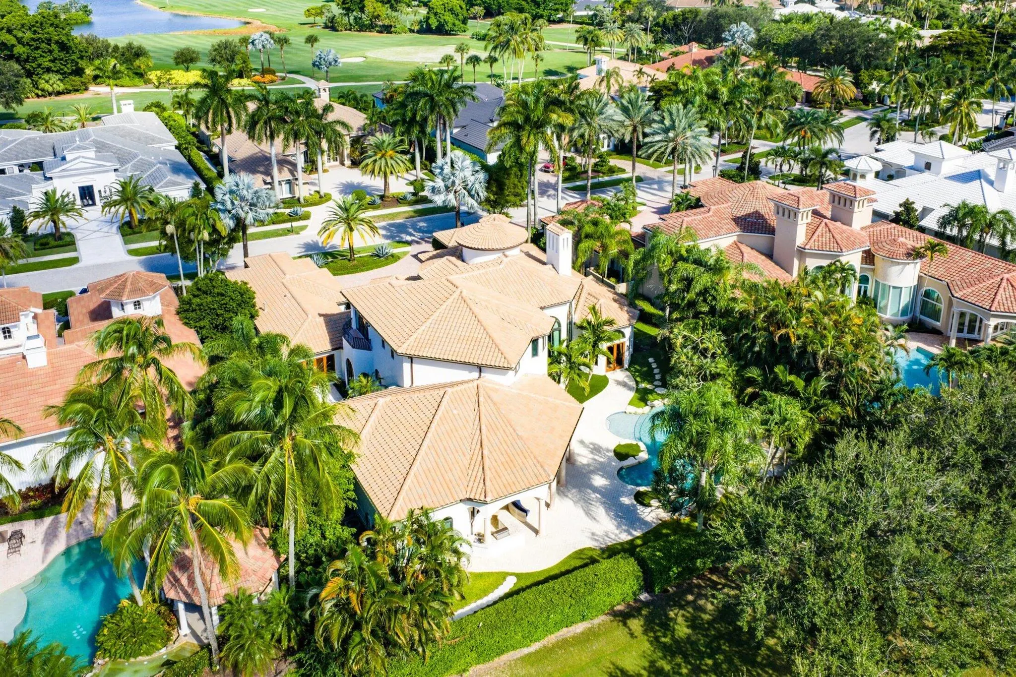207 Grand Pointe Drive