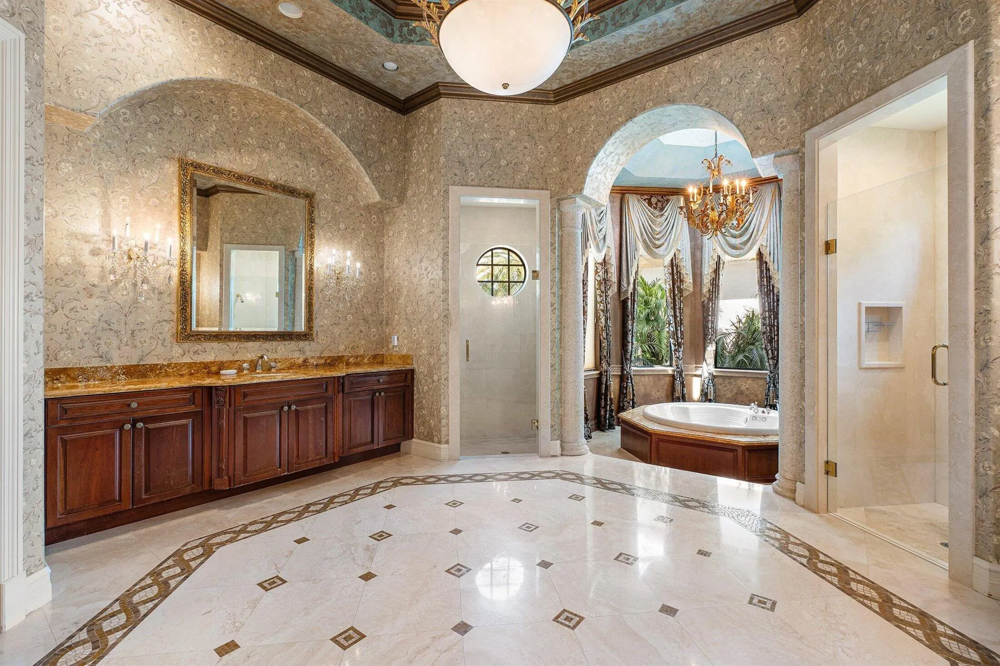 207 Grand Pointe Drive