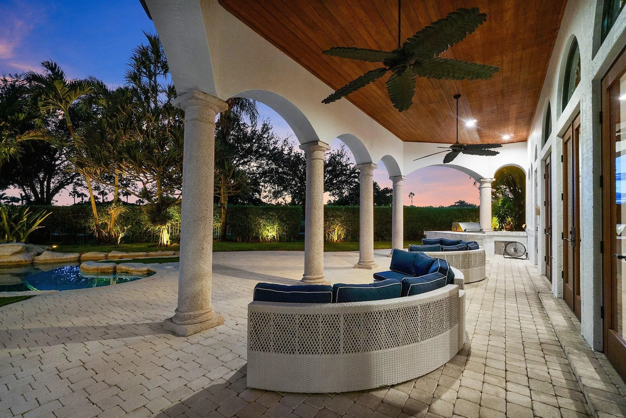 207 Grand Pointe Drive