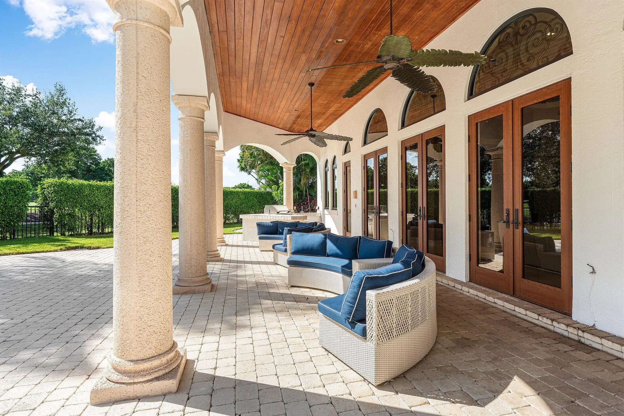 207 Grand Pointe Drive