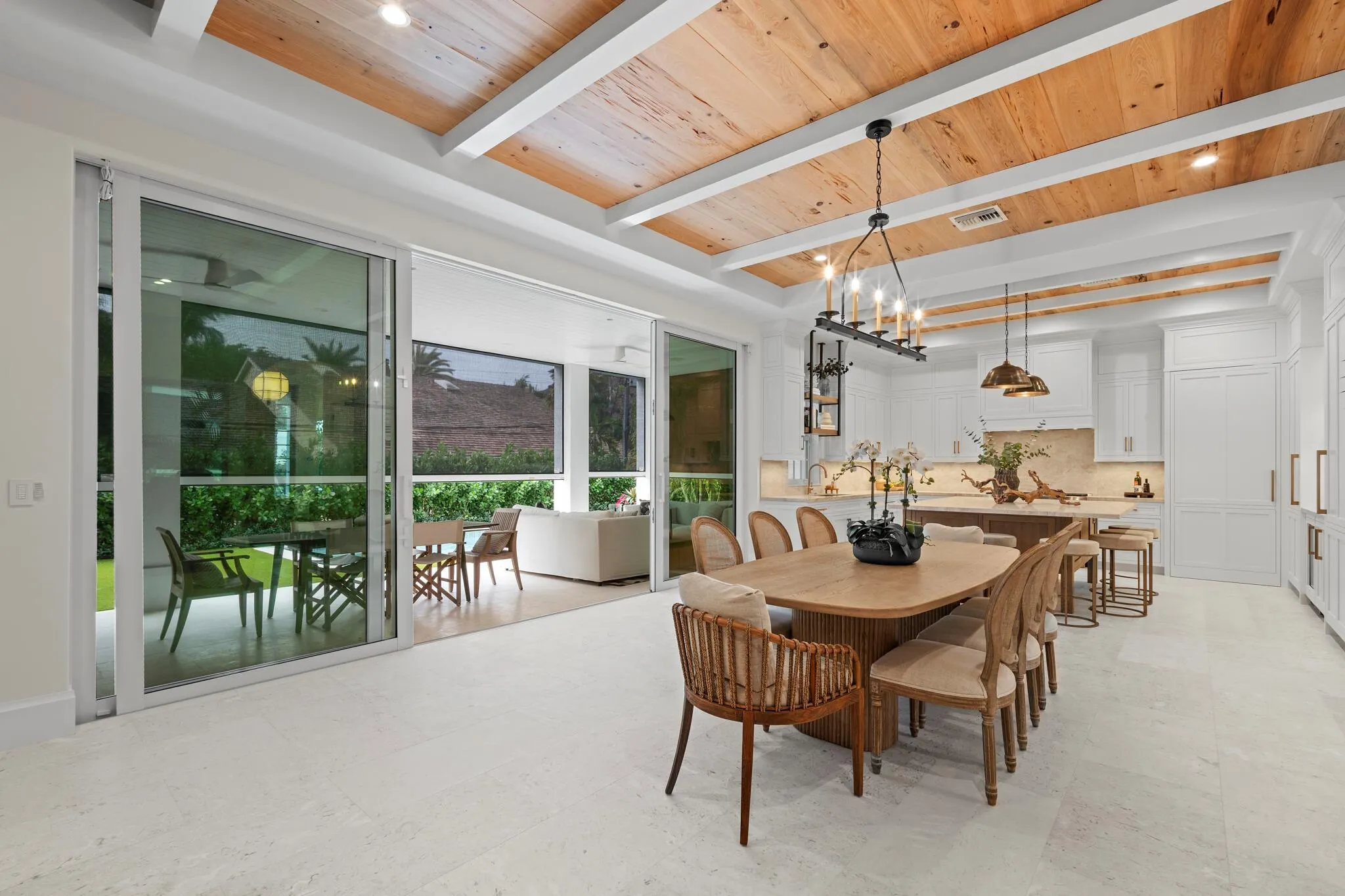 1114 Vista Del Mar Drive N