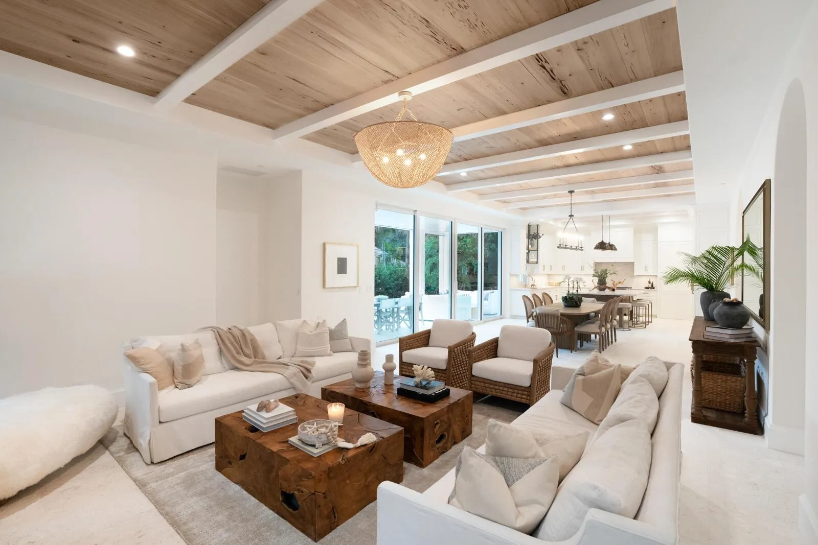 1114 Vista Del Mar Drive N