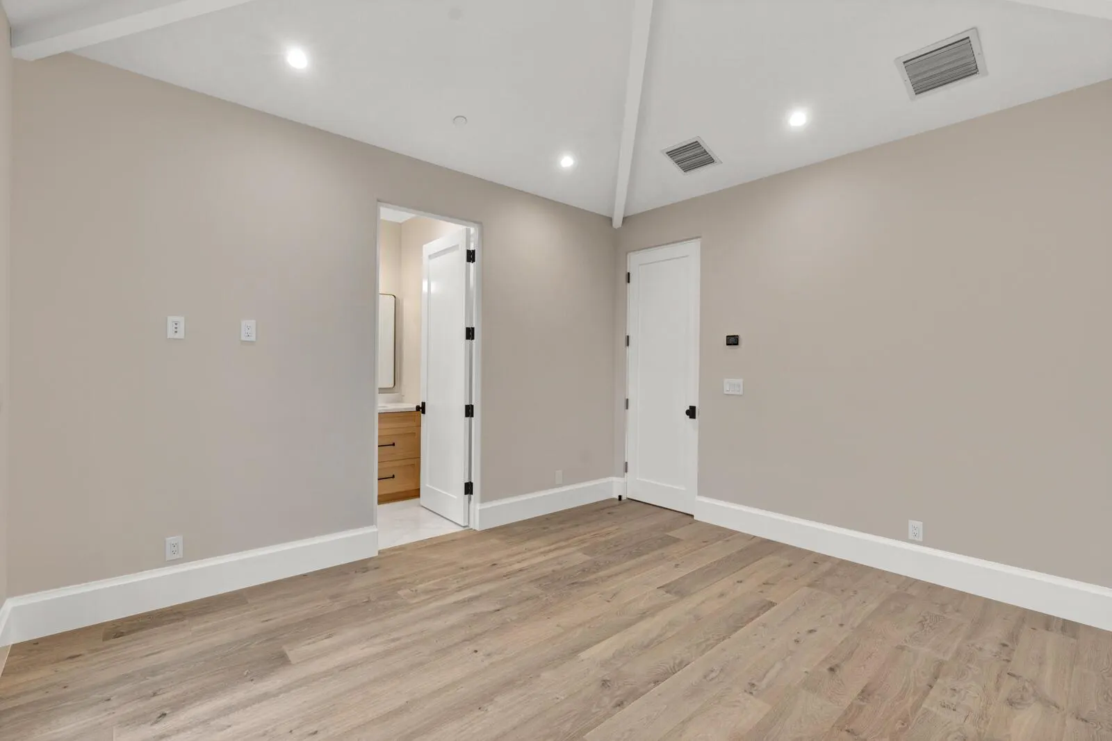 1114 Vista Del Mar Drive N