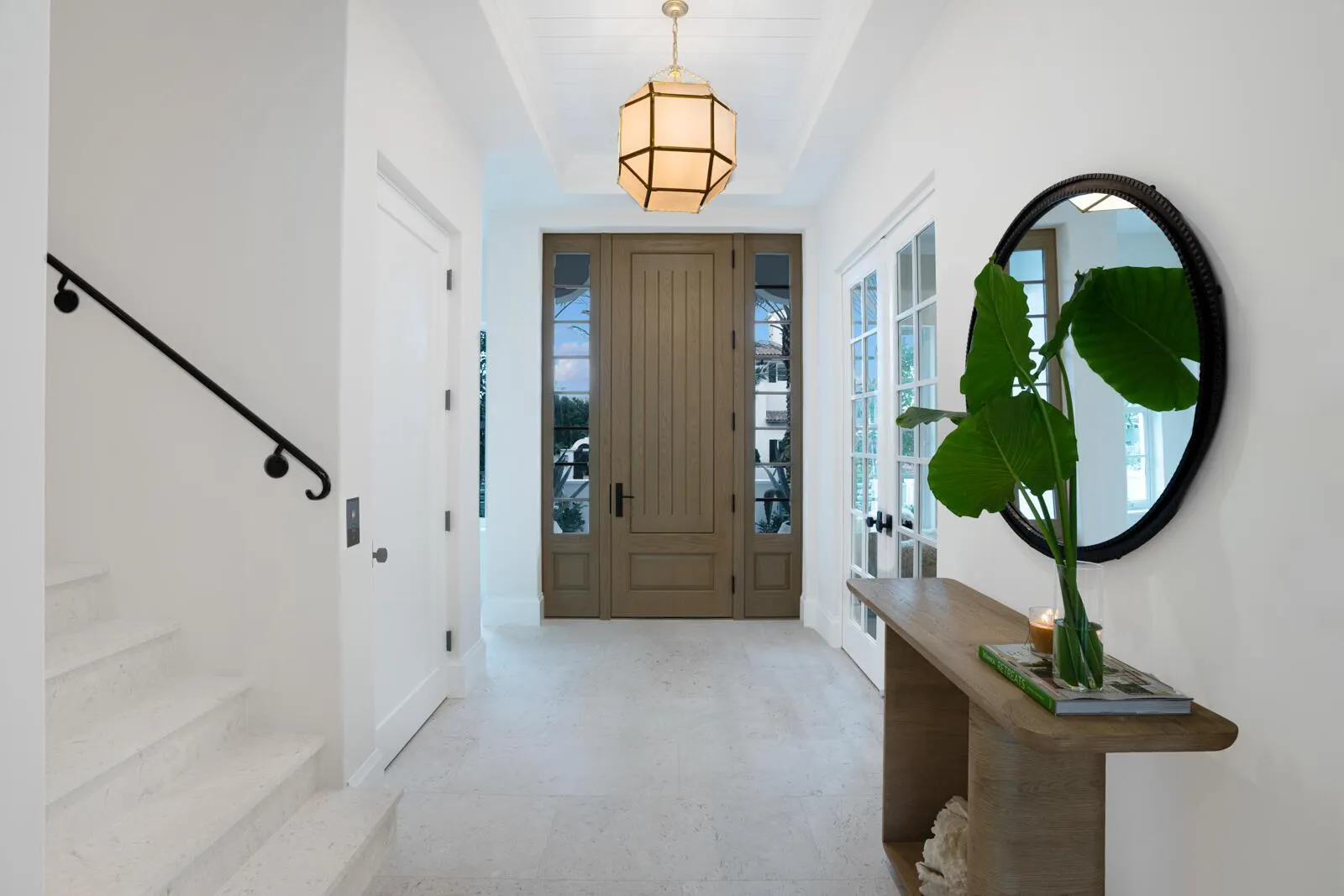 1114 Vista Del Mar Drive N