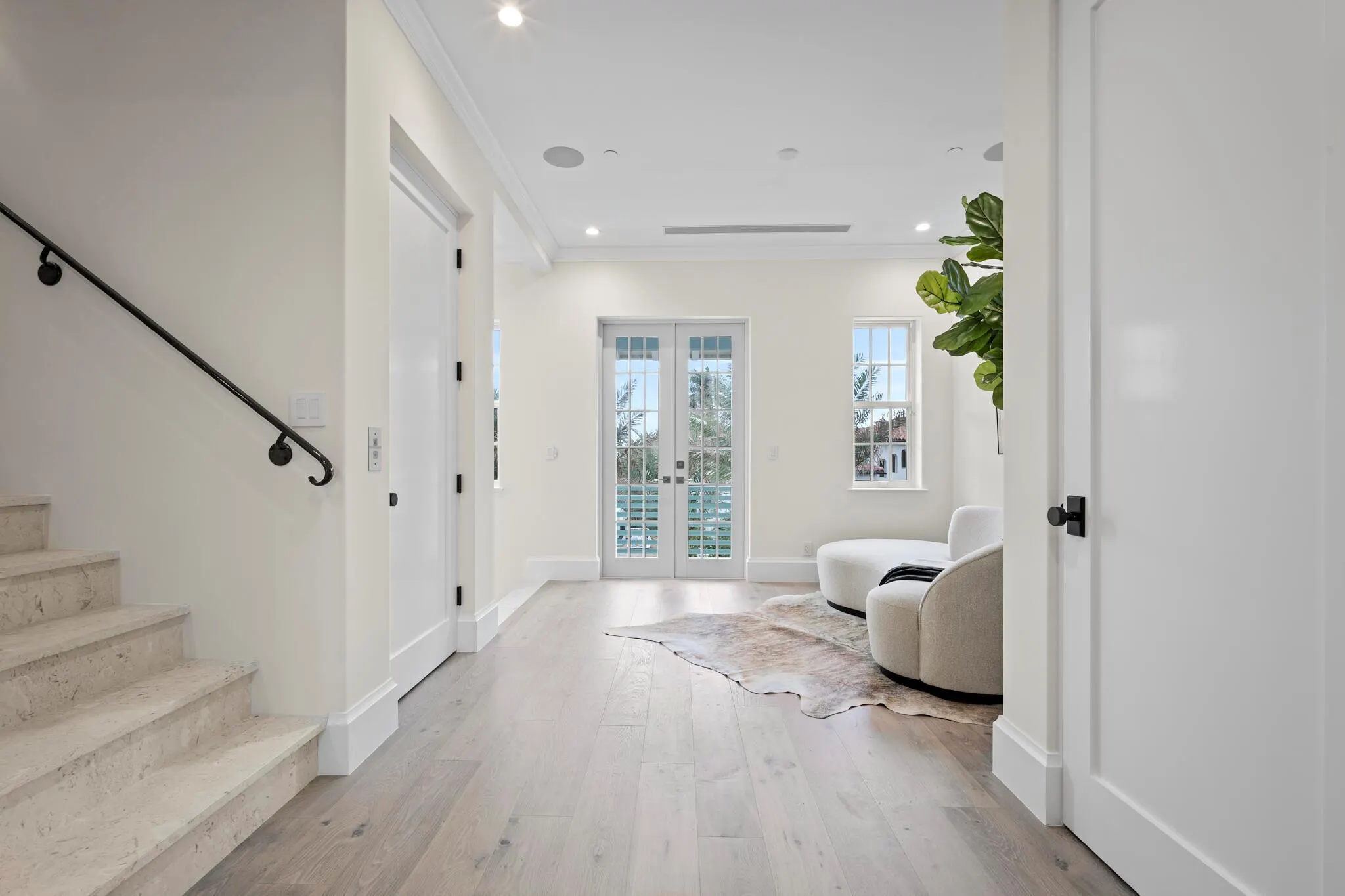 1114 Vista Del Mar Drive N