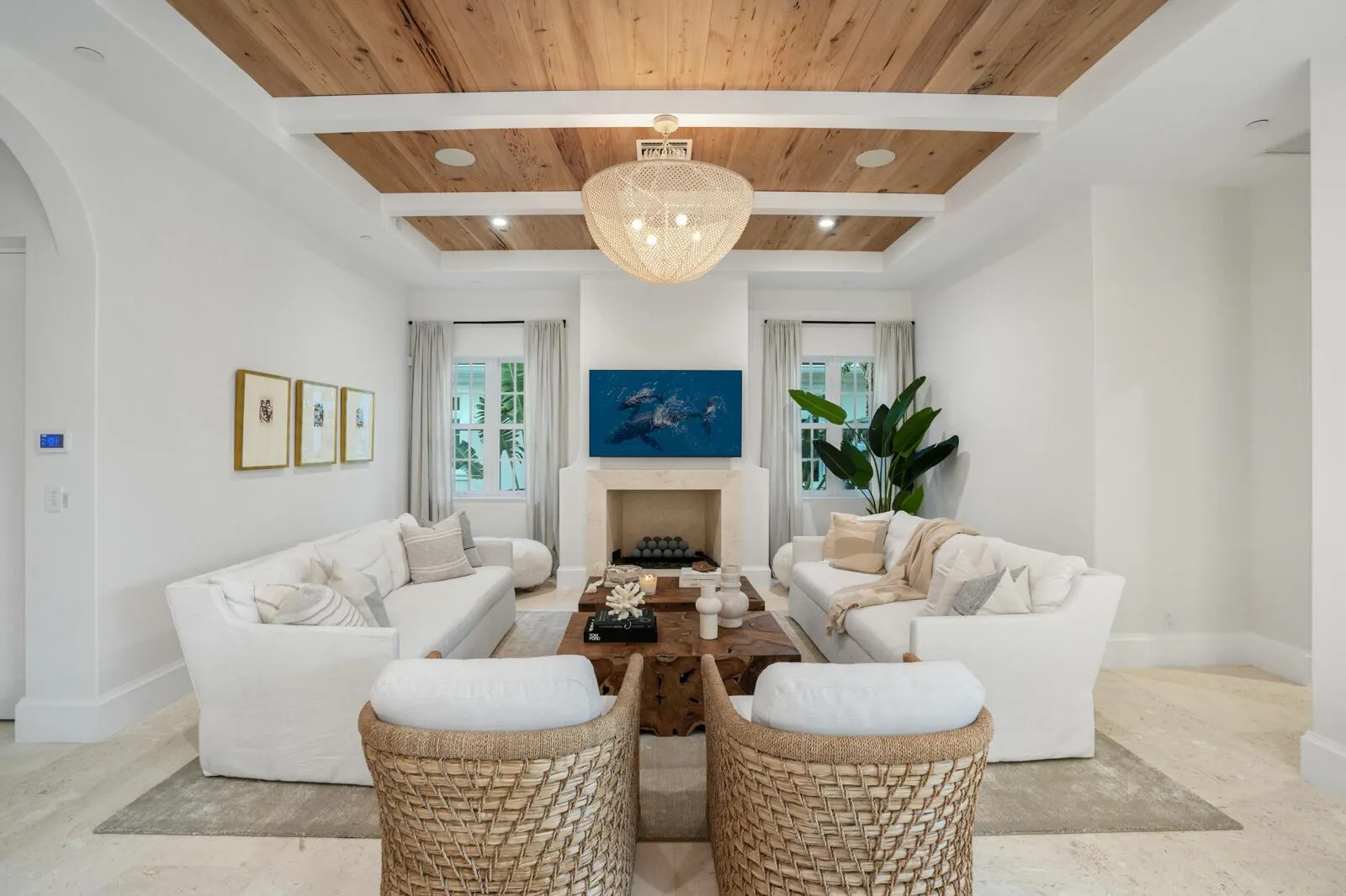 1114 Vista Del Mar Drive N