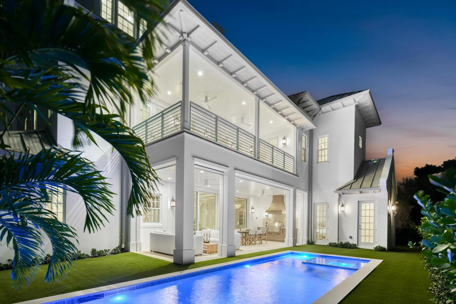 1114 Vista Del Mar Drive N