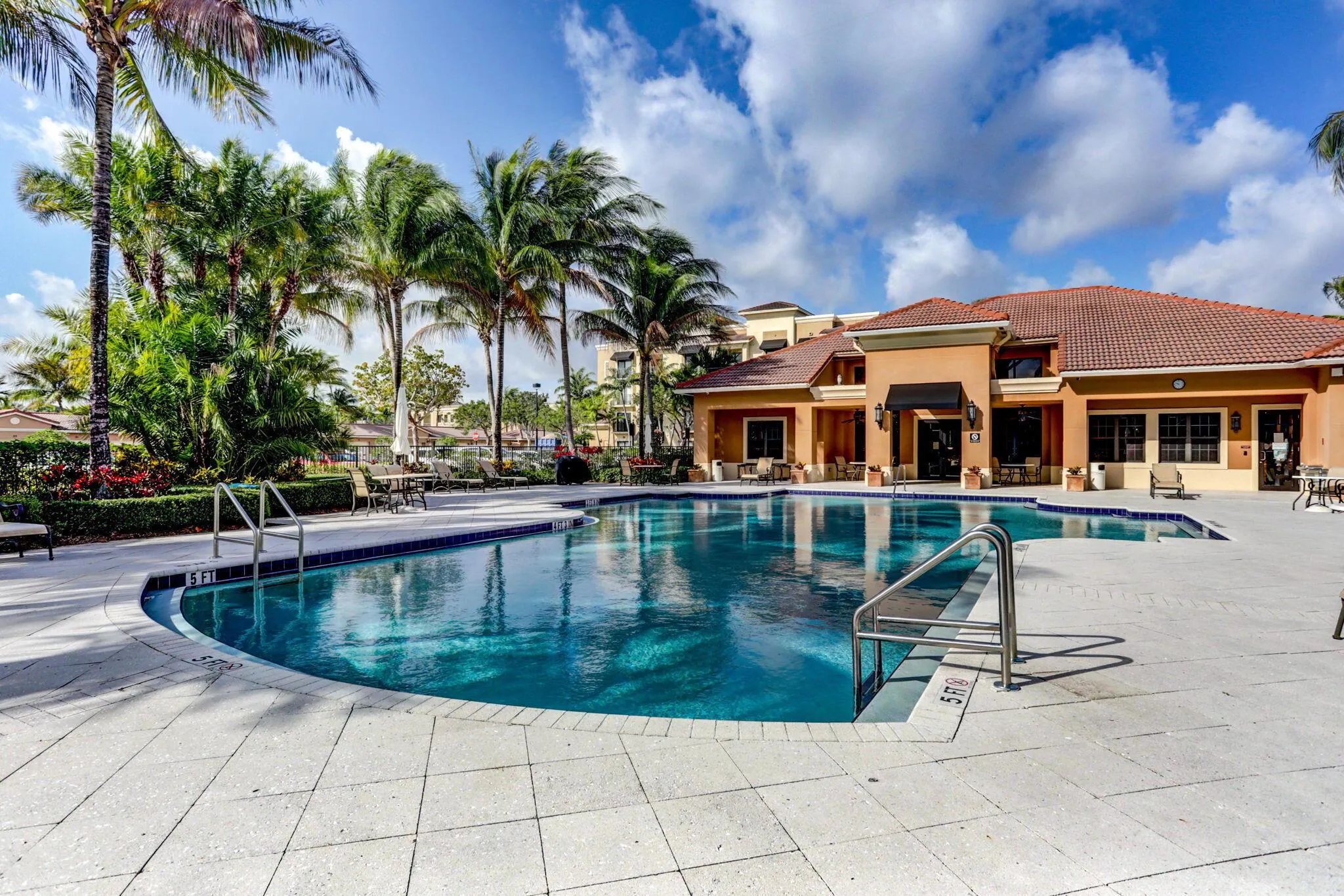 4903 Midtown Lane, #3321