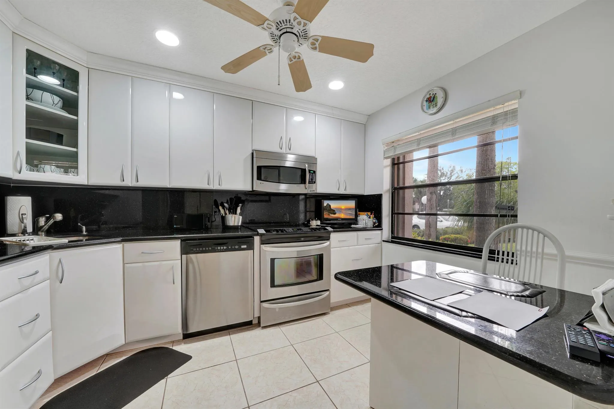 9289 Vista Del Lago, #G