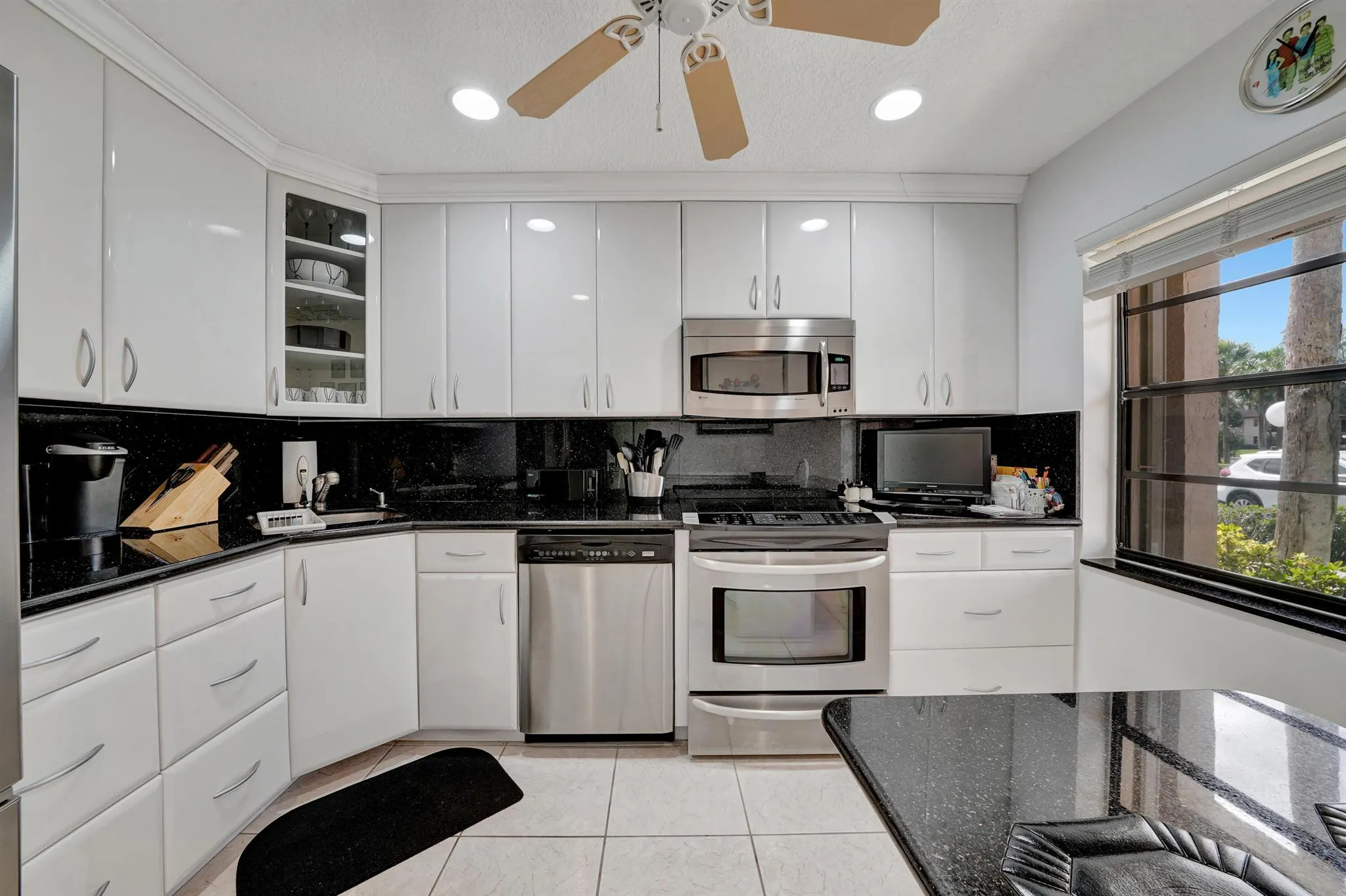 9289 Vista Del Lago, #G