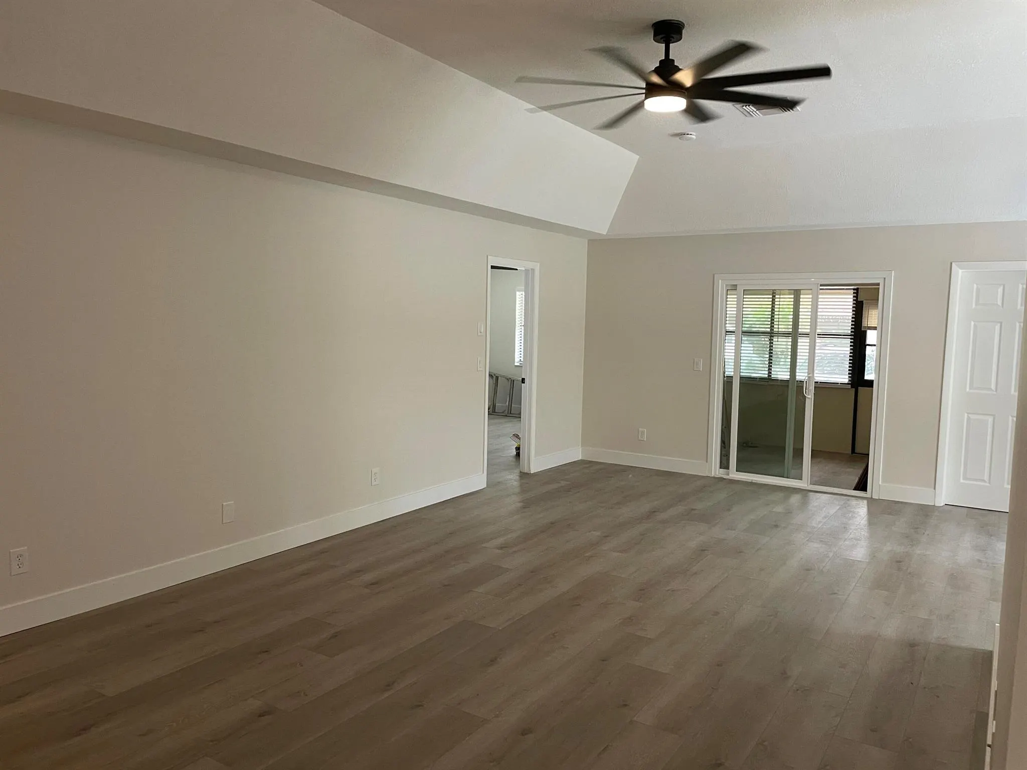 104 Half Moon Circle, #A