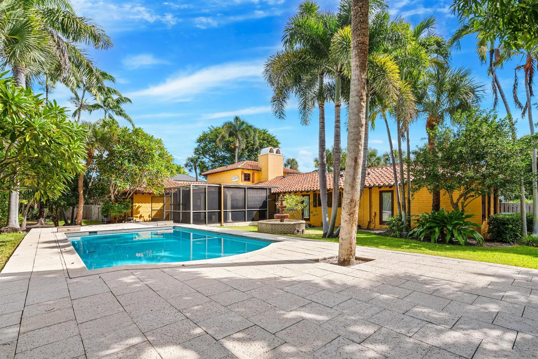 334 Palm Trail