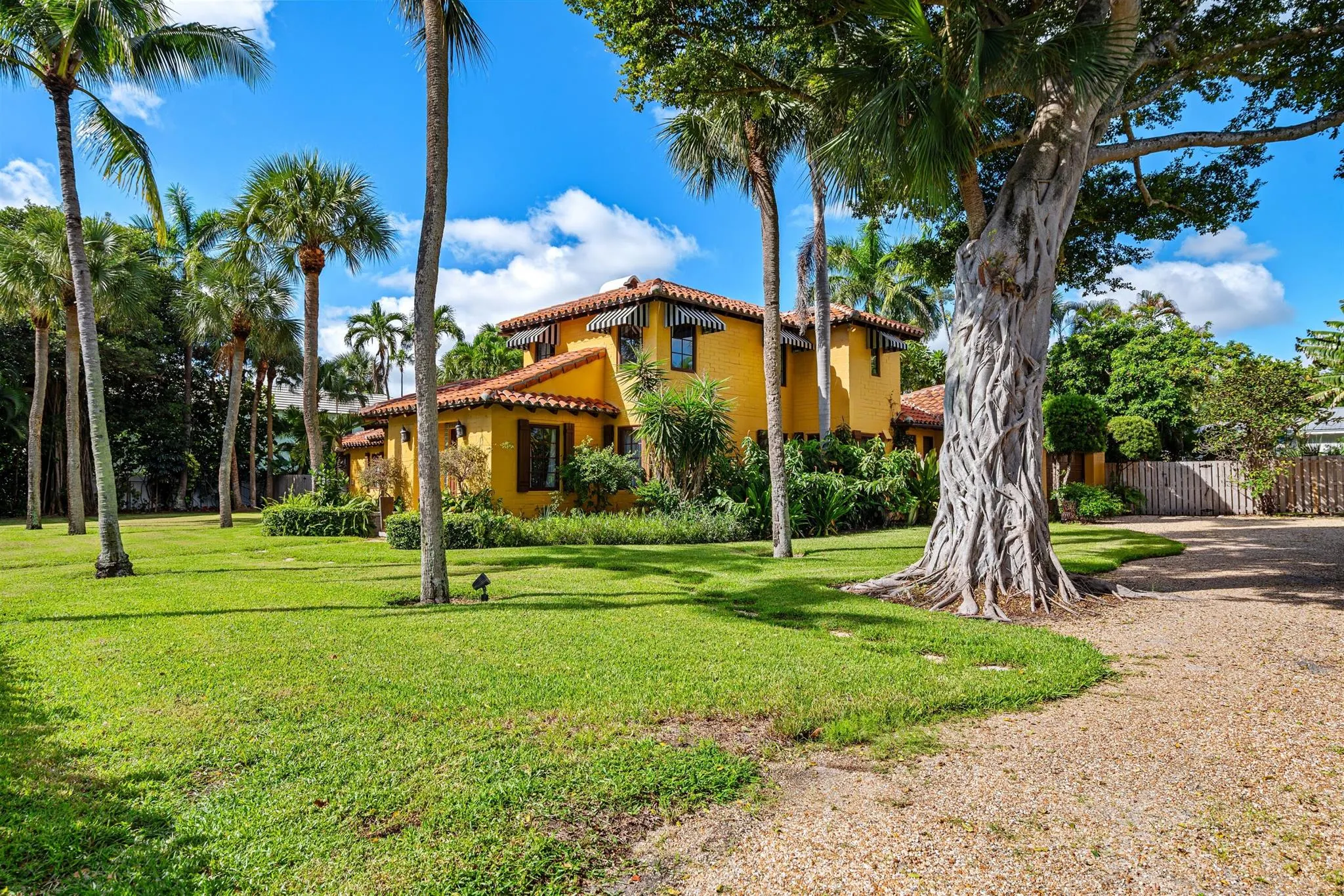 334 Palm Trail