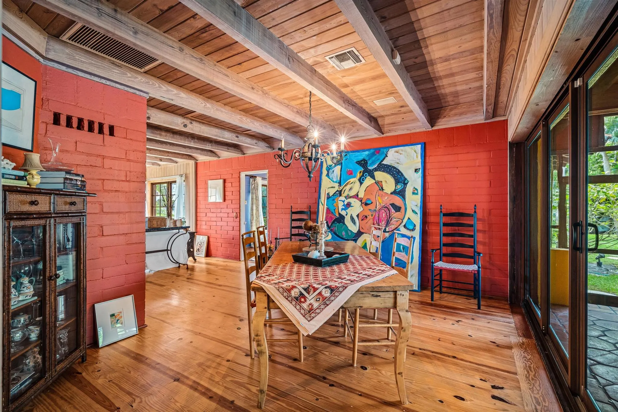 334 Palm Trail