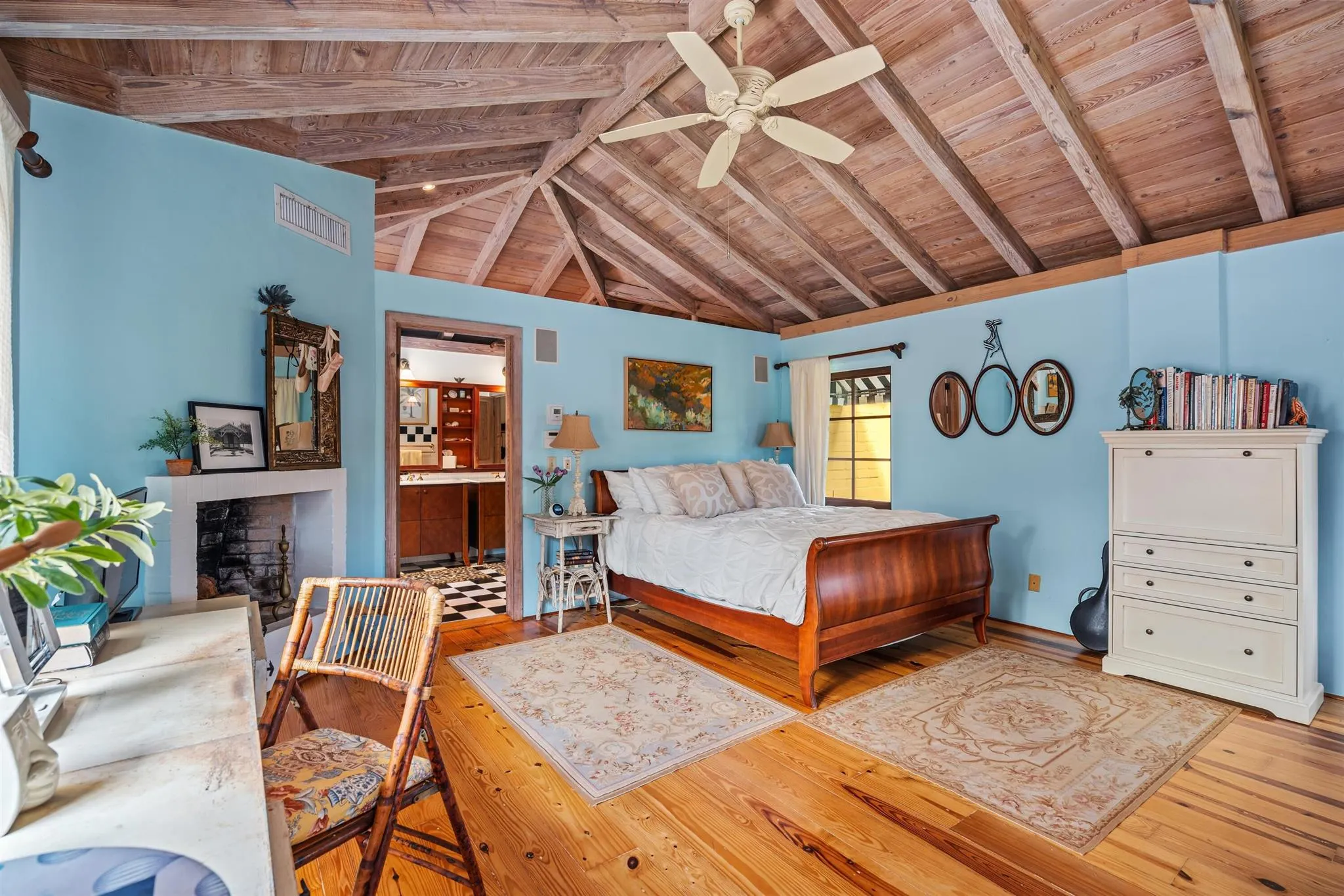 334 Palm Trail