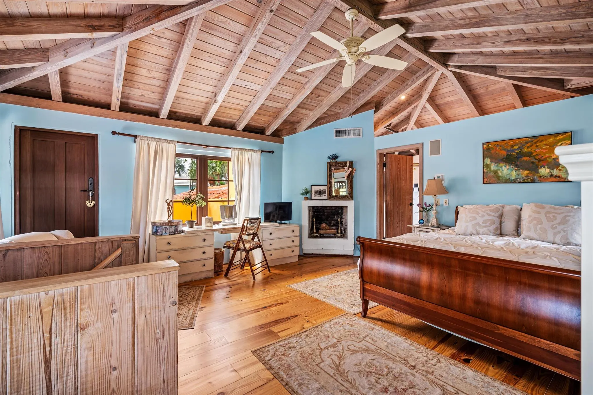 334 Palm Trail