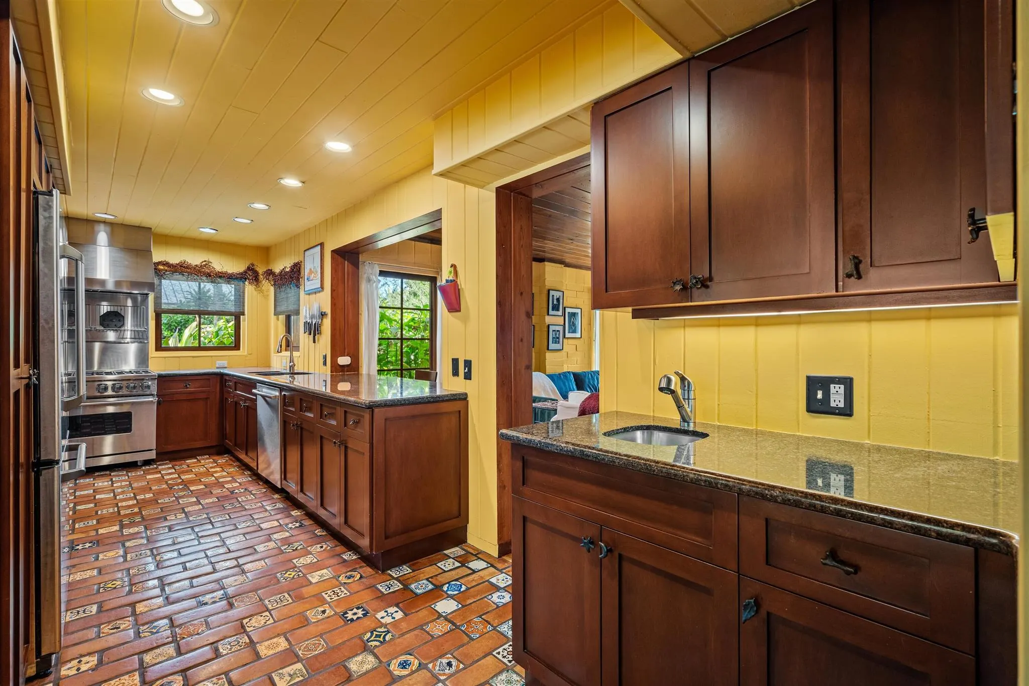334 Palm Trail