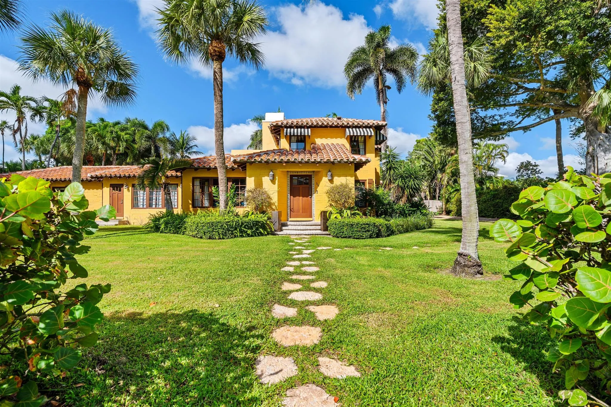 334 Palm Trail