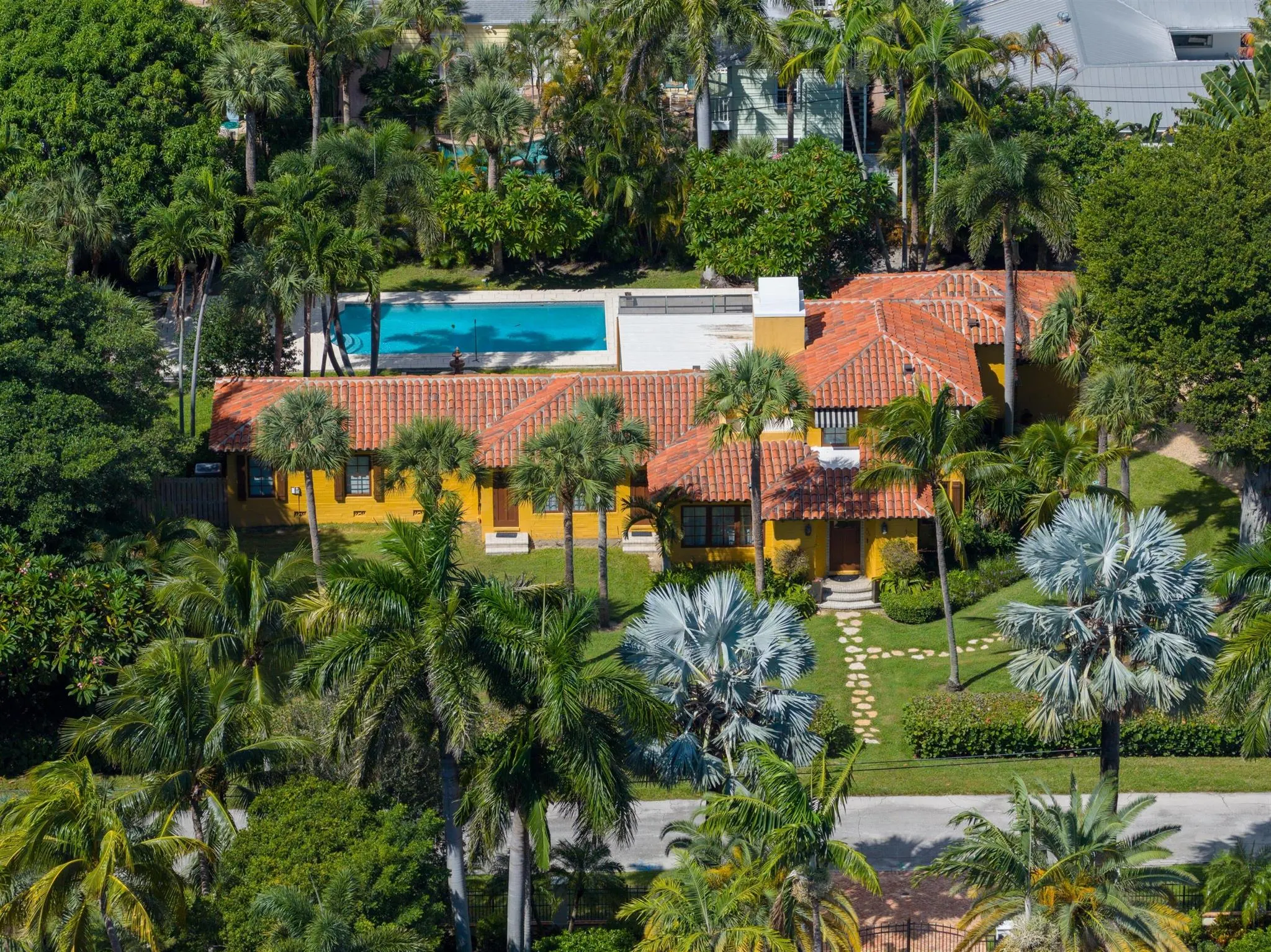 334 Palm Trail