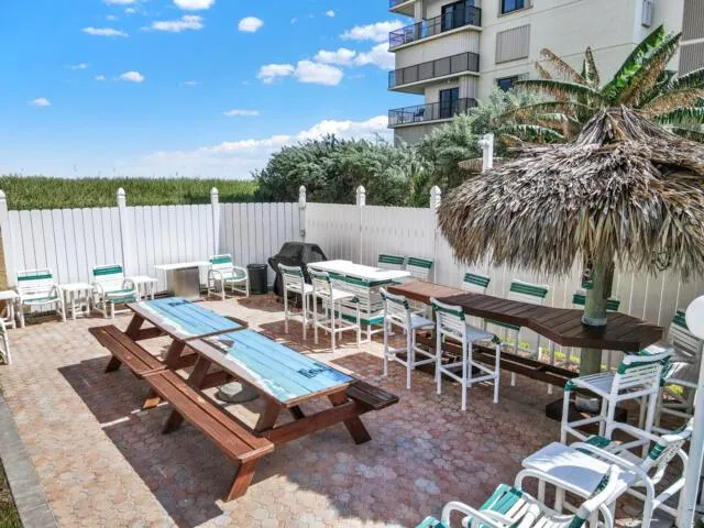 10200 S Ocean Drive, #104