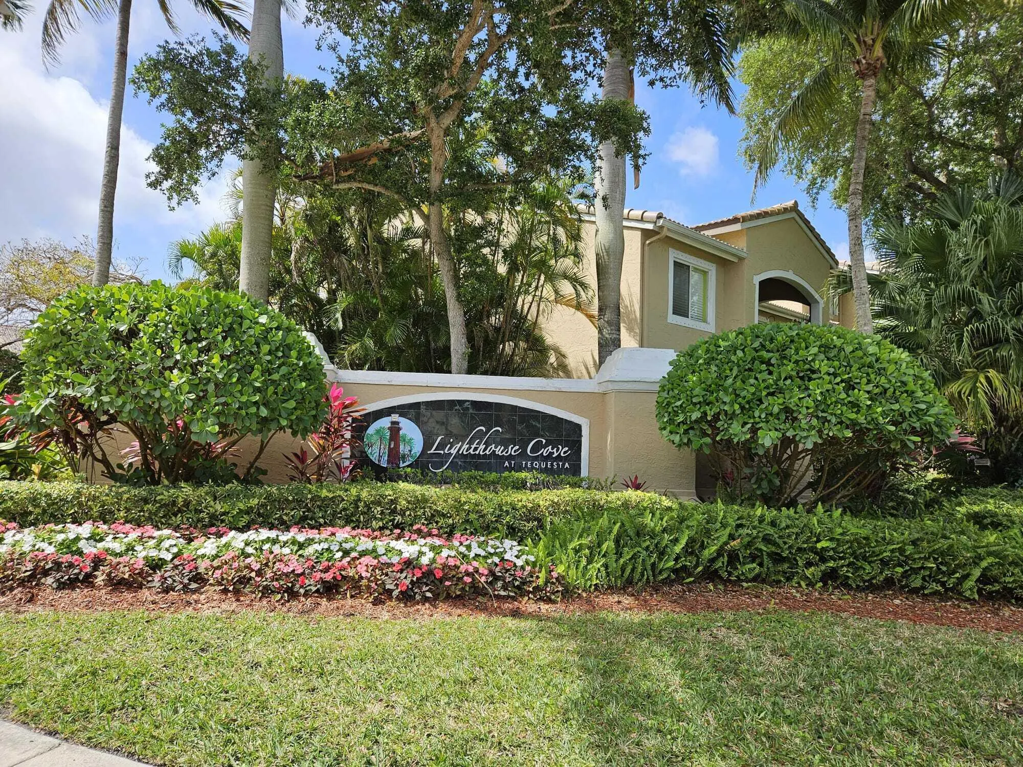 284 Village Boulevard, #9109