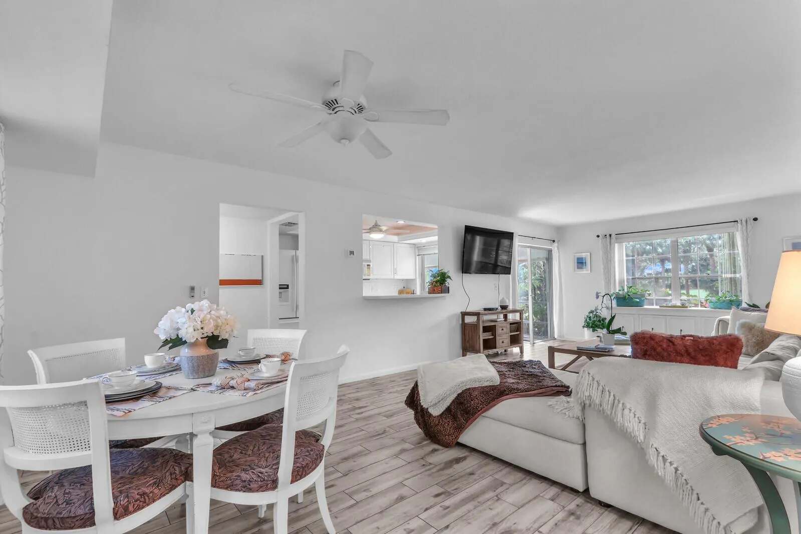 5540 Tamberlane Circle, #118
