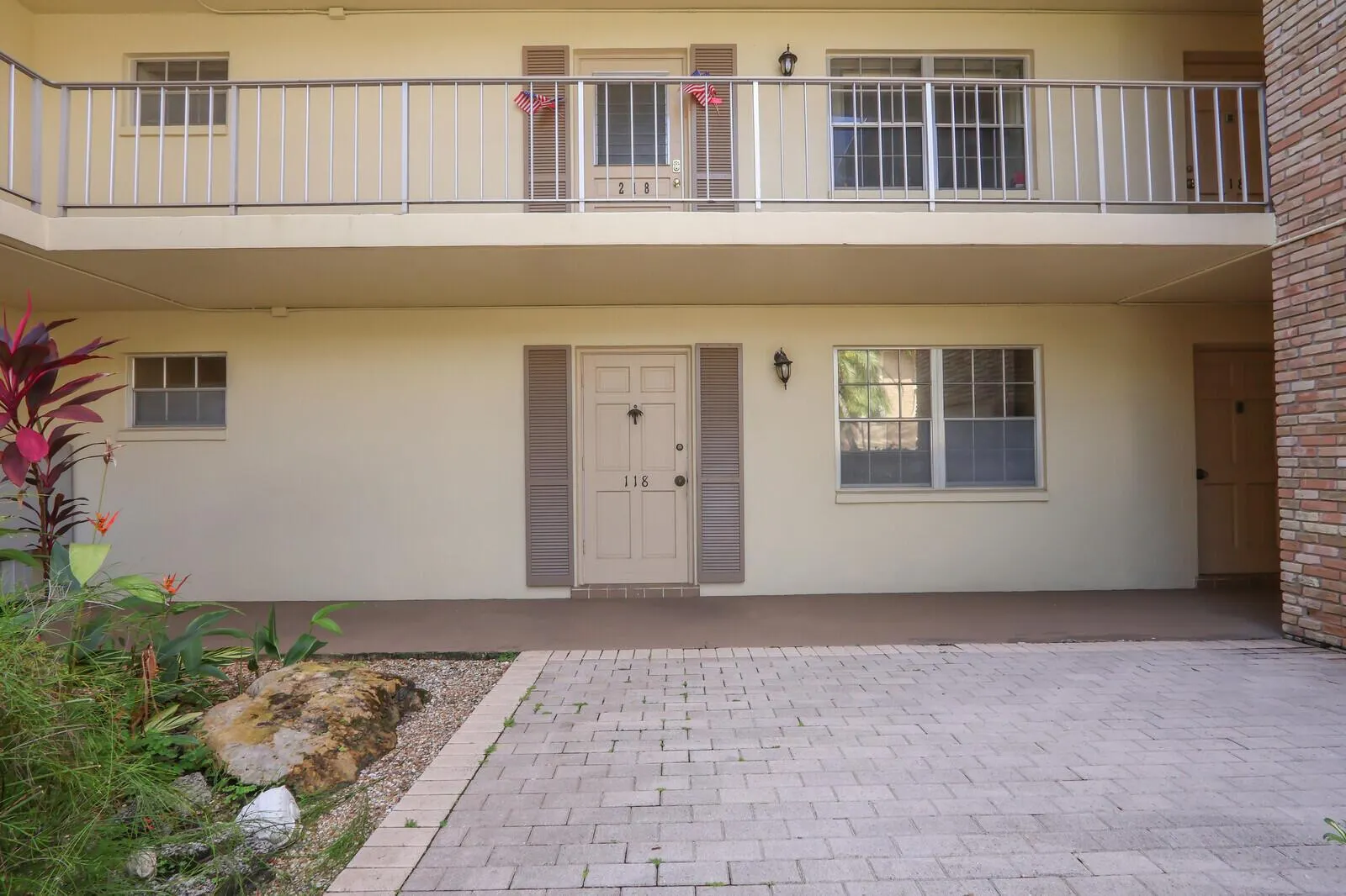 5540 Tamberlane Circle, #118