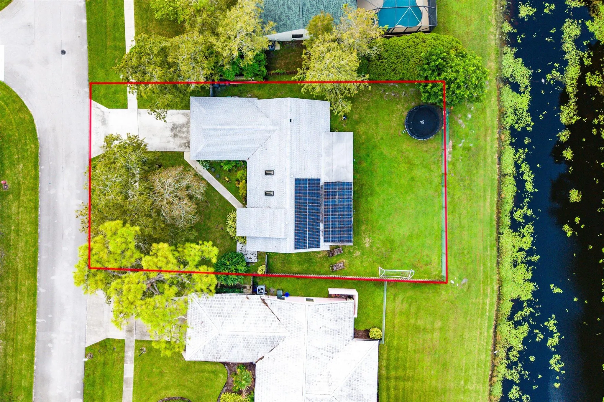 1252 Raintree Lane