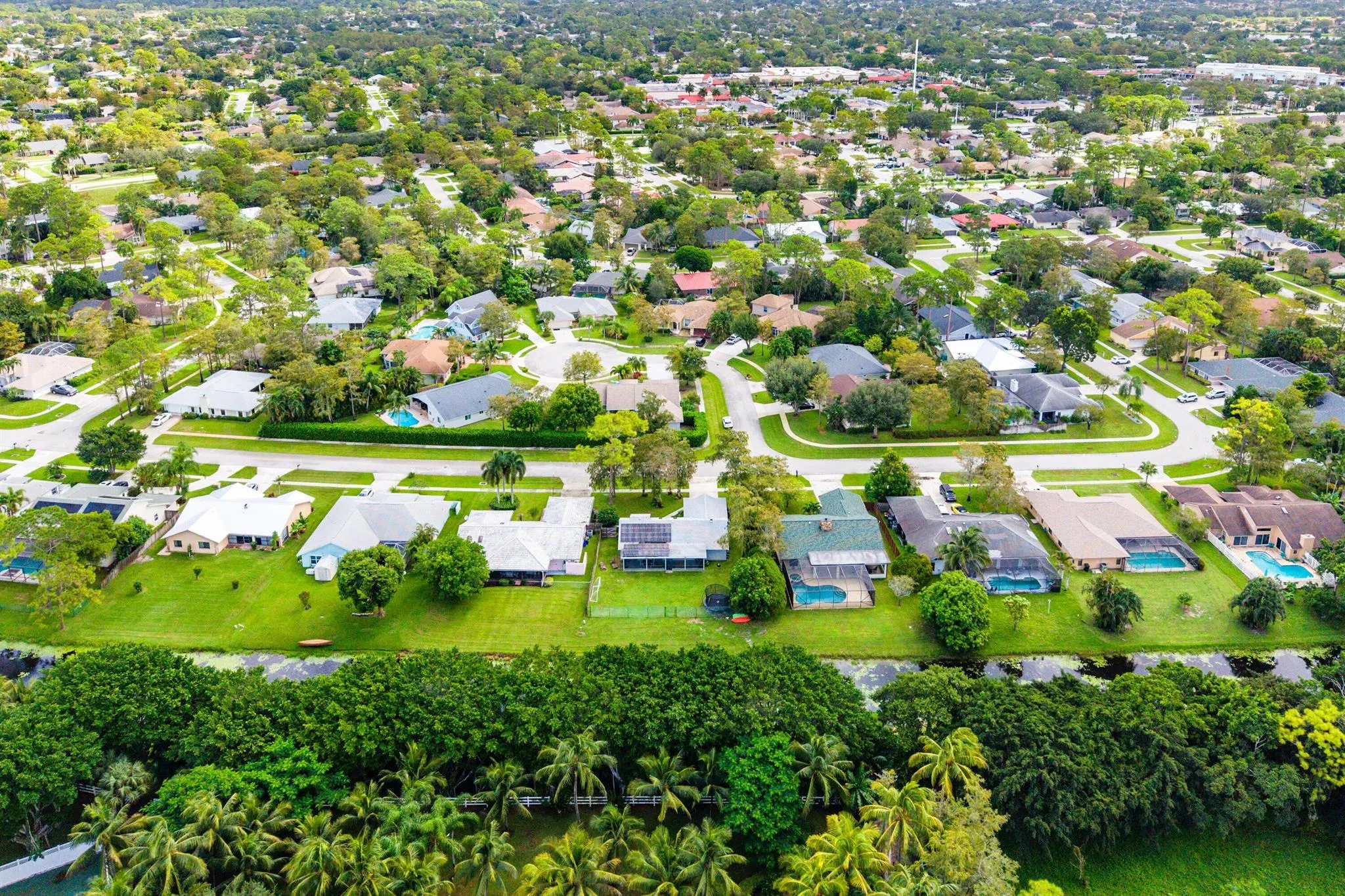 1252 Raintree Lane