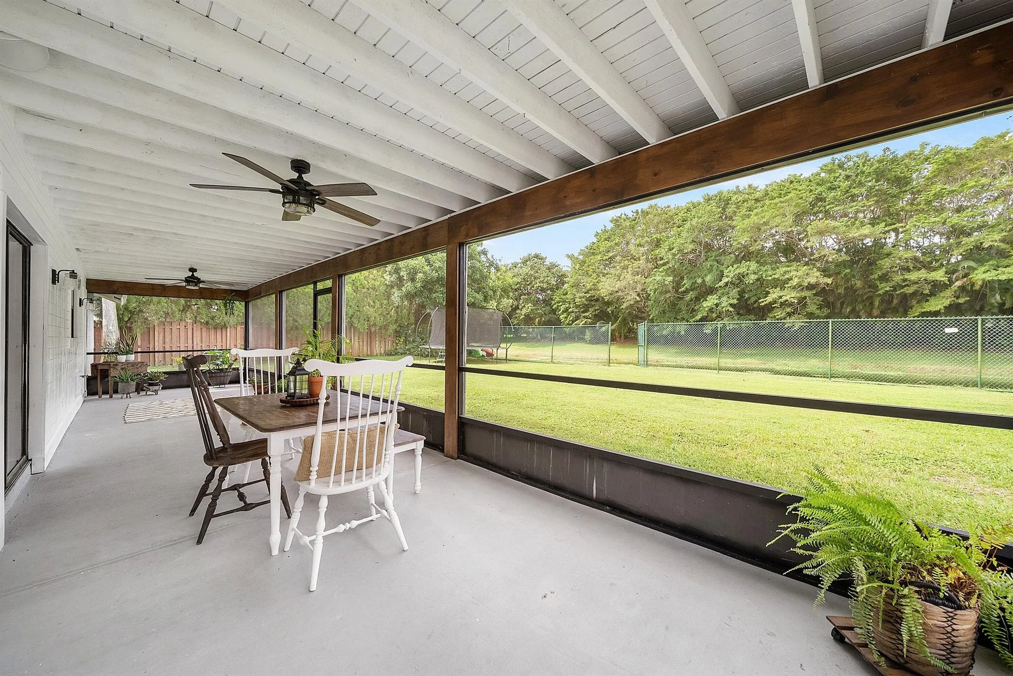 1252 Raintree Lane