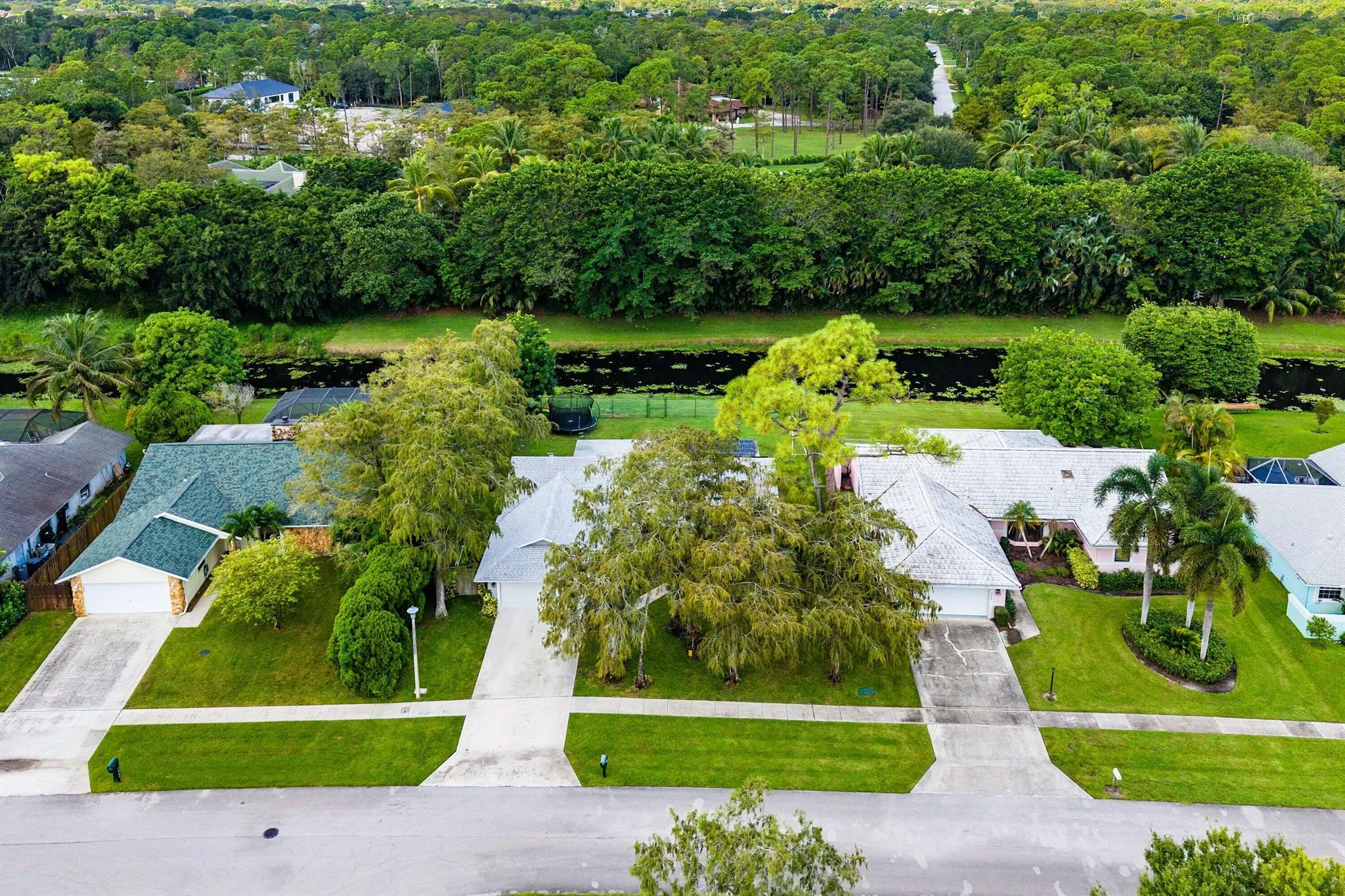 1252 Raintree Lane