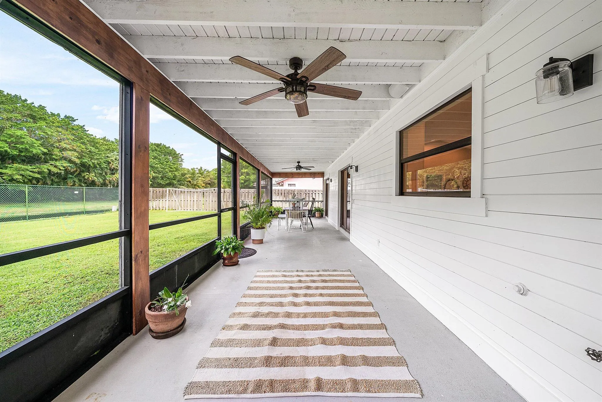 1252 Raintree Lane