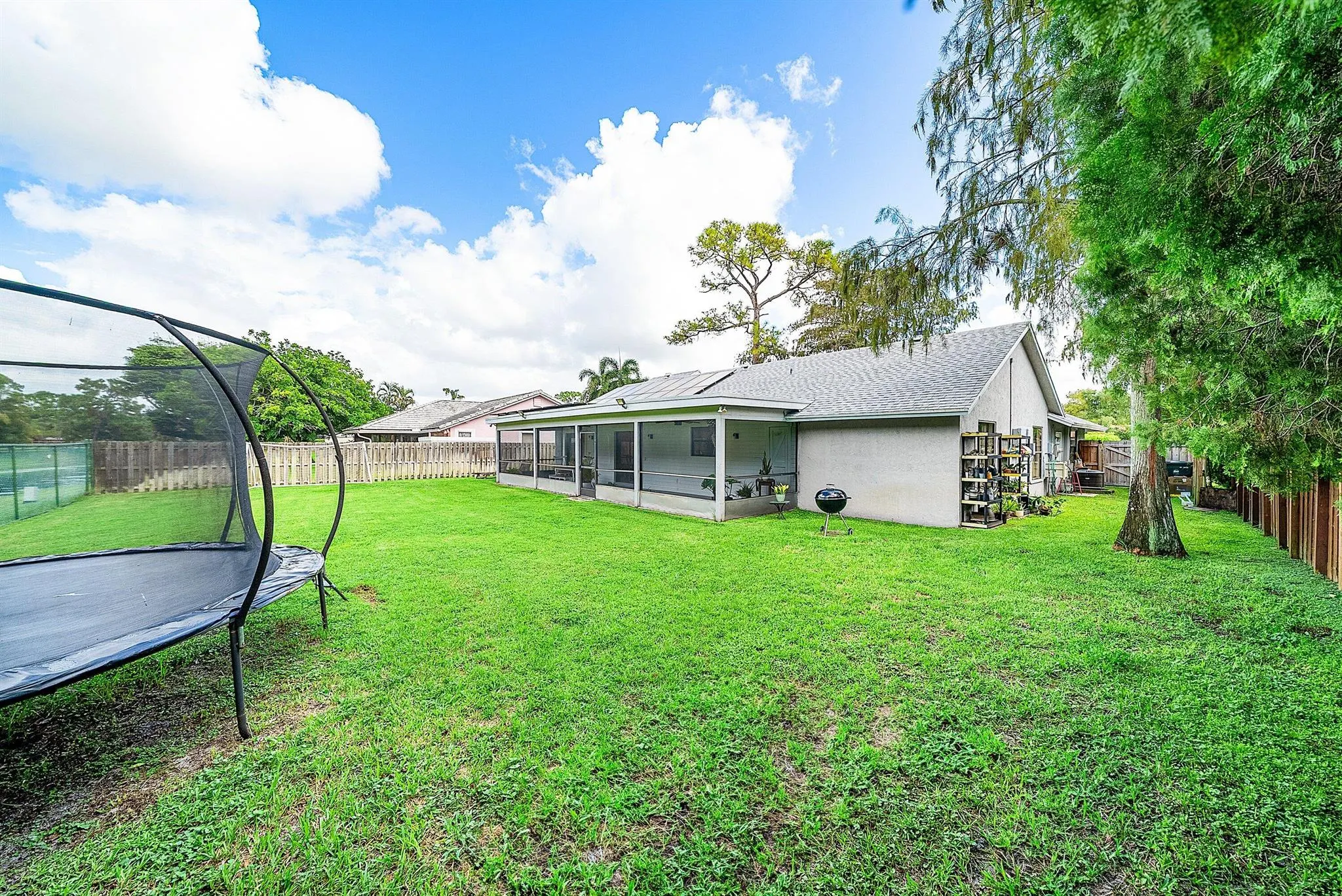 1252 Raintree Lane