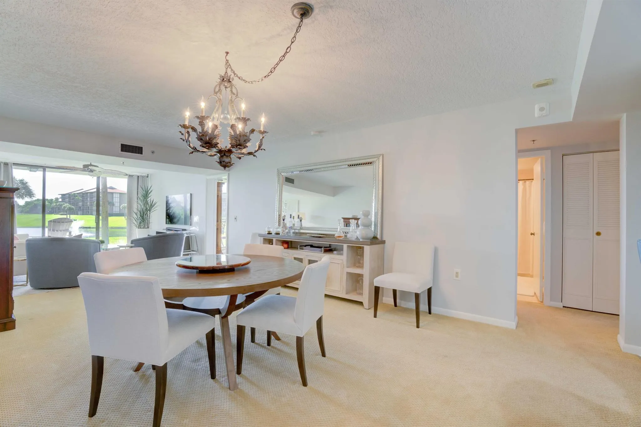 201 S Seas Drive, #102