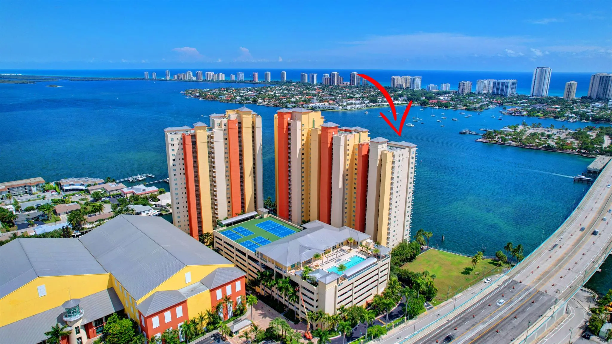 2640 Lake Shore Drive, #115