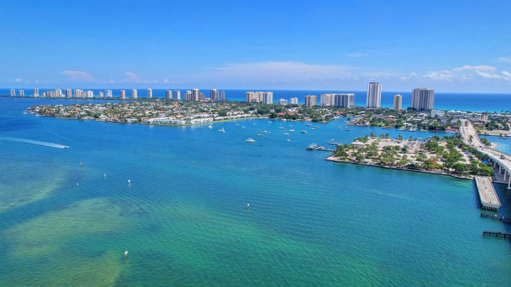 2640 Lake Shore Drive, #115