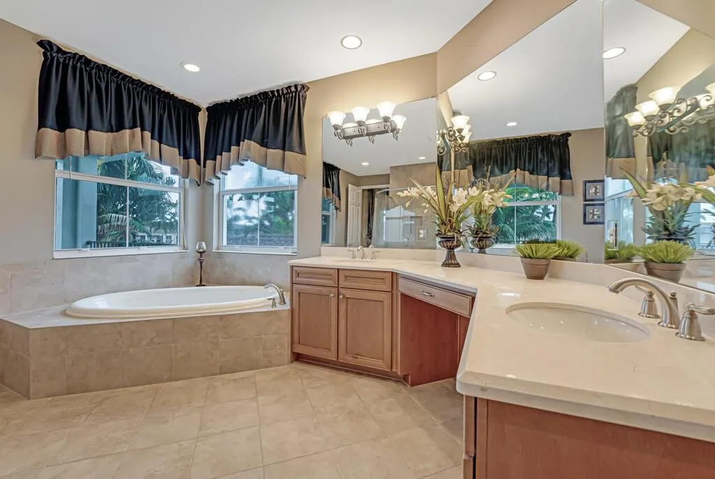 2217 Merriweather Way