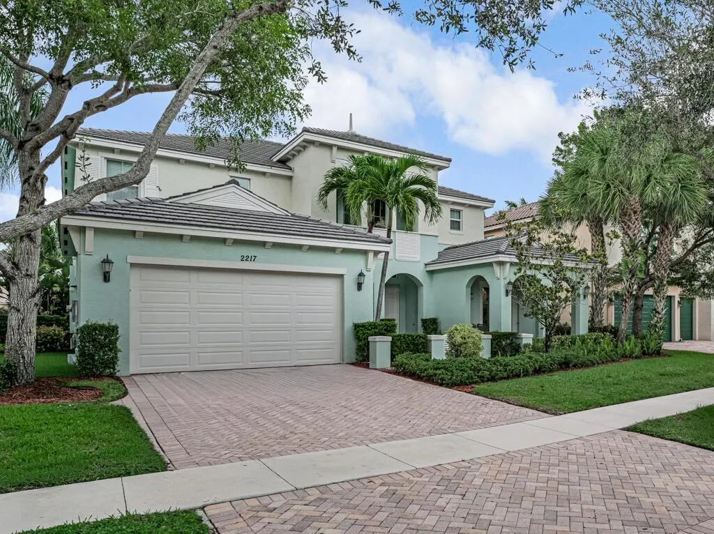 2217 Merriweather Way