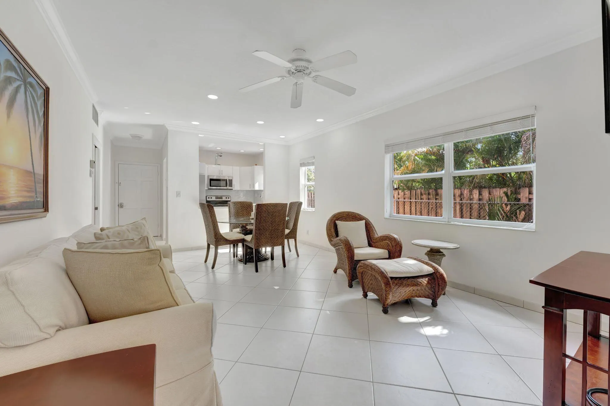 1450 N Riverside Drive, #103