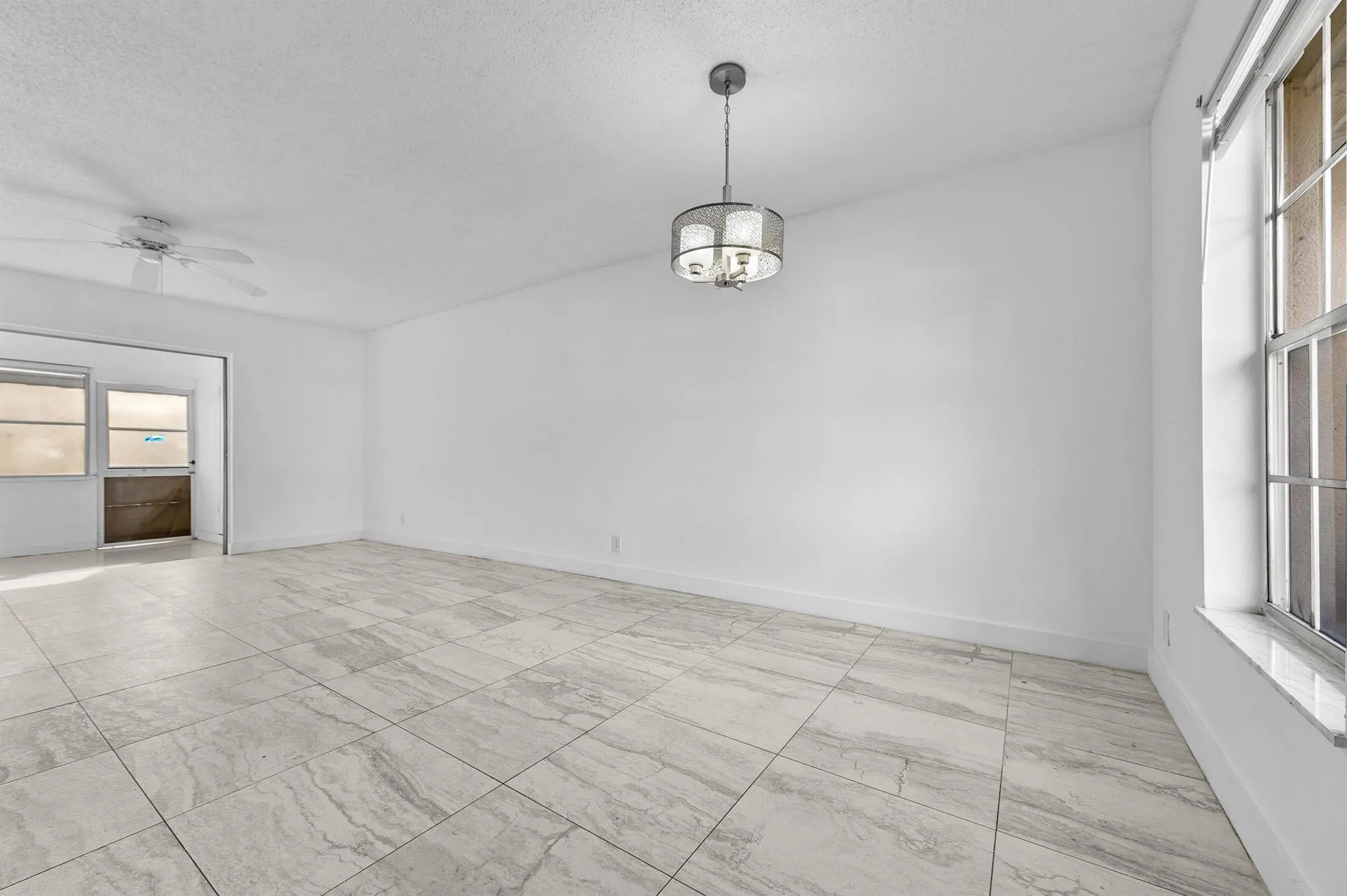 811 Salem Lane