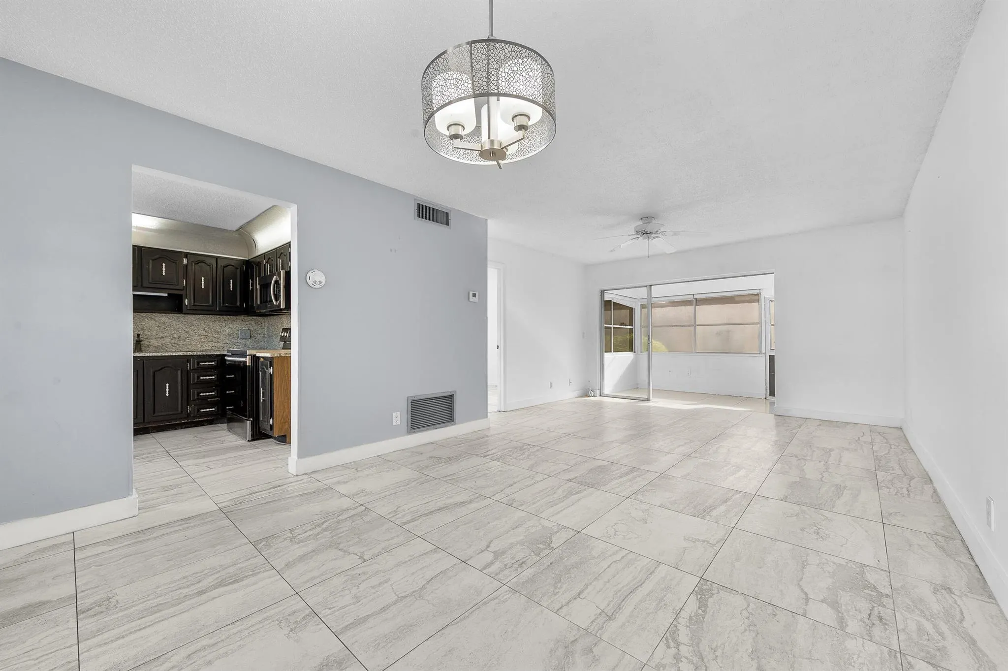 811 Salem Lane