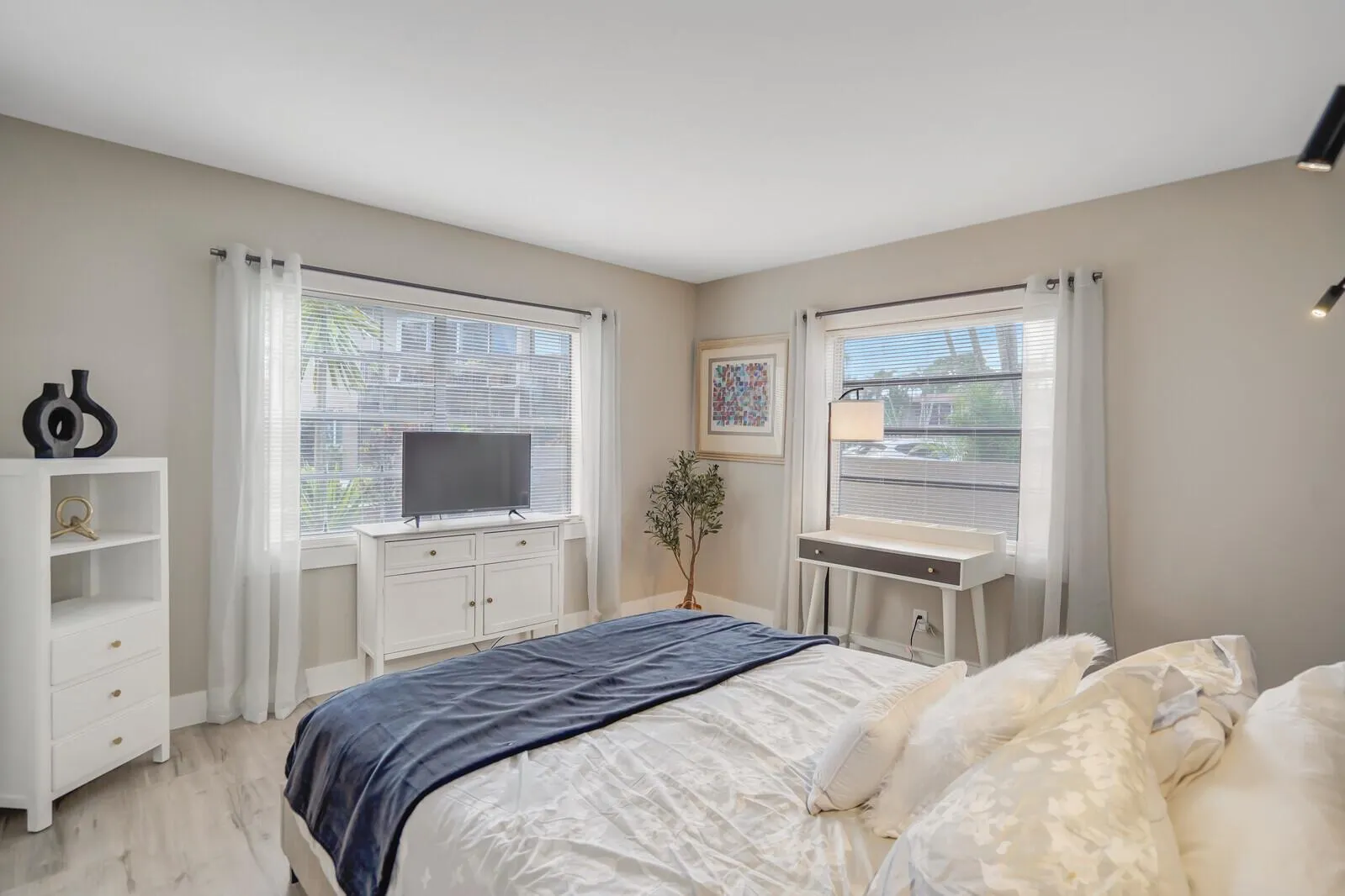 13719 Via Aurora Way, #A
