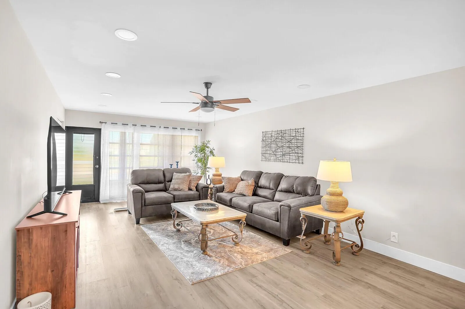 13719 Via Aurora Way, #A