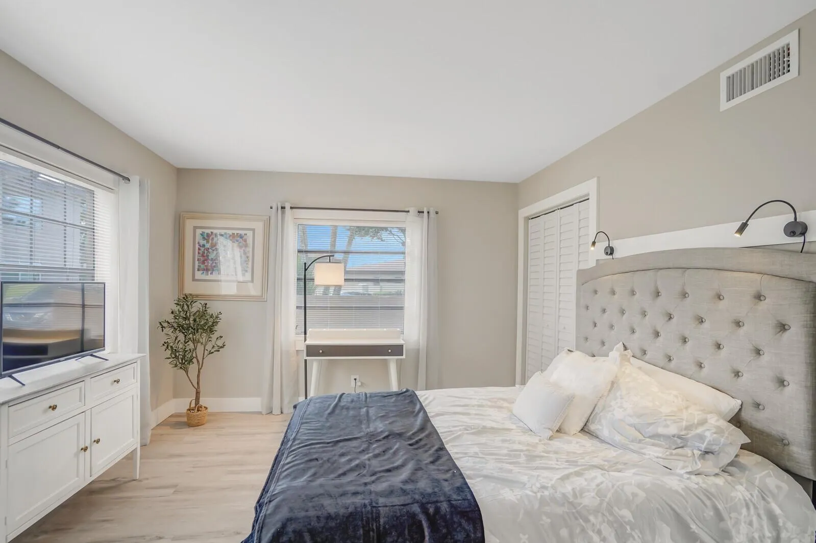 13719 Via Aurora Way, #A